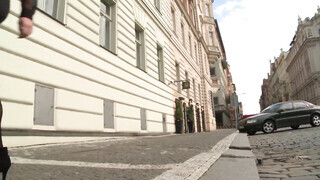Nagy keblű csajok édeshármasban basznak