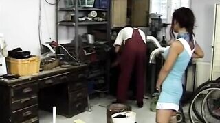 Mónika a Dzsipó maca