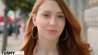 Arietta Adams a vörös repedtsarkú tinédzser