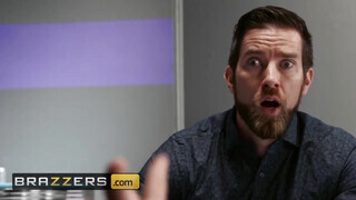 Brazzers - Cali Carter a hatalmas tőgyes tinédzser