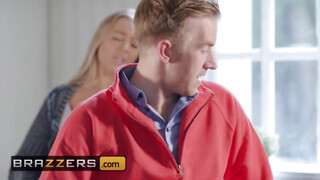 Brazzers - Petite Princess Eve és termetes fasz