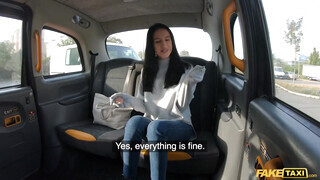 Fake Taxi - Alyssa Bounty segg lyukba baszva