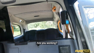 Fake Taxi - Sabien DeMonia a nagy keblű cafka