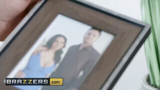 Brazzers - Ava Addams a férje haverjával kufircol