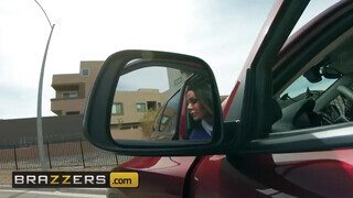 Brazzers - Kendra Lust kedveli a méretes hímtagot
