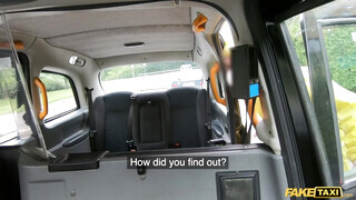 Fake Taxi - Mia Rose a maszkos méretes csöcsű fiatal