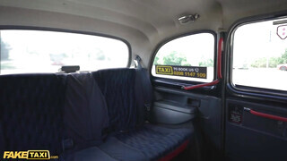 Fake Taxi - Kiara Lord a magyar zsenge a taxiban reszel