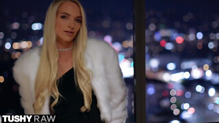 TUSHYRAW - Lana Sharapova a szőrös cuncis világos szőke szuka