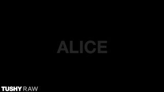 TUSHYRAW - Alice Pink ánusza megkúrelva
