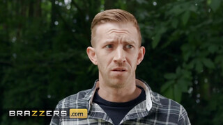 Brazzers - Alice Judge az erdőben hancúrozik
