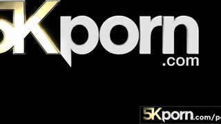 5KPorn - Naomi Blue pinája megdöngetve