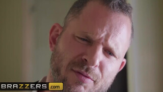 Brazzers - Honey Gold a vonzó félvér bige