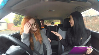 Fake Driving School Marilyn Sugar barna bájos harisnyában