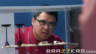 Brazzers - Whitney Wright termetes popsikája megrakva