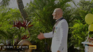Brazzers - Victoria June kúr a pincér ürgével