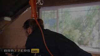 Brazzers - Maddy May és Alexis Fawx édeshármasban hancuroznak