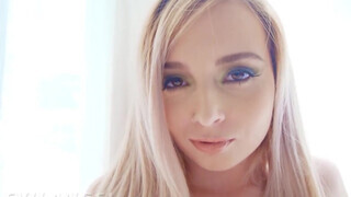 Lexi Lore vadul kedveli - EvilAngel
