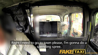 FakeTaxi - Escort milf segglyukba dugva