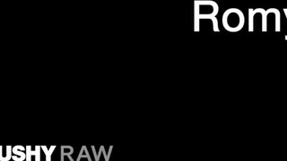 TUSHYRAW - Romy Indy a bájos brazil