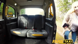 Fake Taxi - Gigantikus csöcsű világos szőke megkúrelva