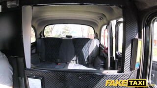 Fake Taxi  - ez a gádzsi csak a kőkemény kukit kedveli