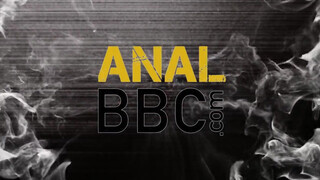 ANALIZED - Anna Rey befogadja a gigászi csoki falloszt