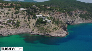 Mary Rock a szuper csábos nőci - TUSHY