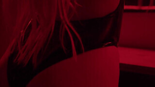 SecretCrush4K - Goth szuka fenék maszturbálása