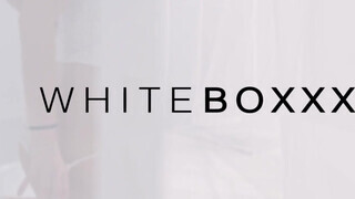 WhiteBoxxx - gigantikus picsájú szuka reggel is akar hancúrozni