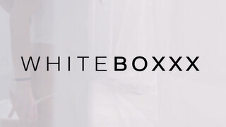 WhiteBoxxx - szexy világos szőke maca reggel akar dugni