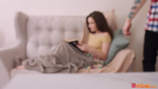 18videoz - Baby Mamby kedveli popó lyukba csinálni