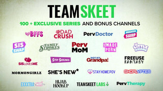 TeamSkeet - Rachel Cavalli egy vonzó édeshármas dugásban