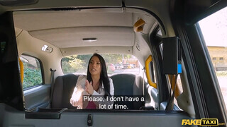 Fake Taxi - Megan Fiore a izgató méretes cickós bige