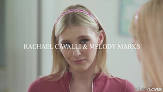 Melody Marks és Rachael Cavalli édeshármasban kettyintenek