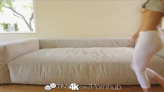 4K Tiny4K - Dillion Harper a cuki zsenge csajszika