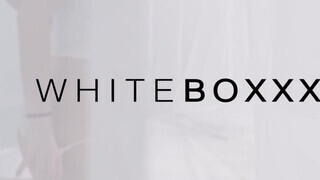 WhiteBoxxx - Jolee Love a dögös méretes mellű német milf