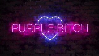 Purple Bitch keményen hátsó nyílásba reszelve