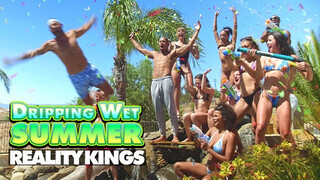 REALITY KINGS - Brutális gangbang a kertben